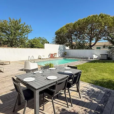 Magnifique Maison Refaite à Neuf Avec 5 *