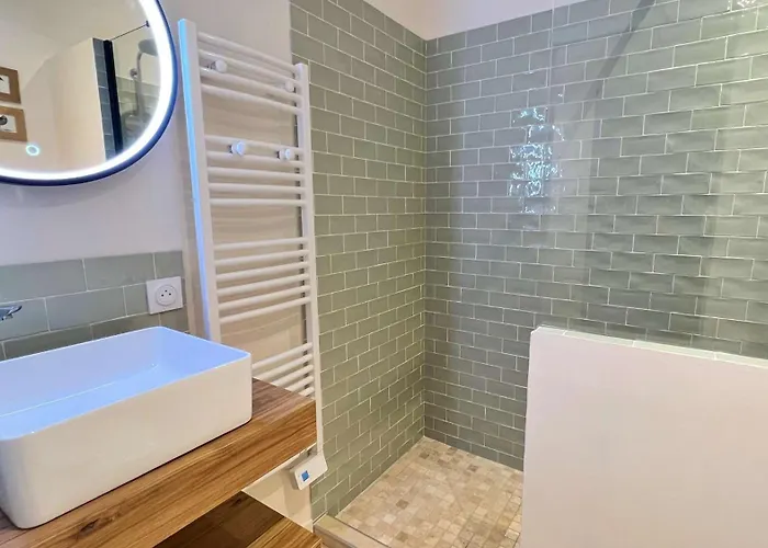 Magnifique Maison Refaite A Neuf Avec 5 *